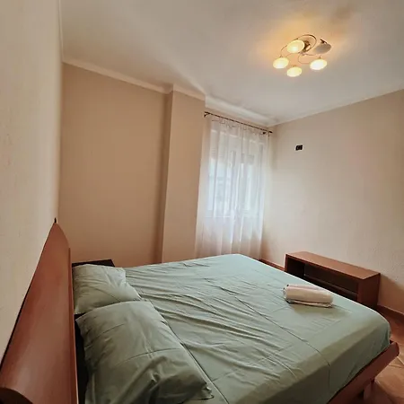 Appartamento Lovely Golem, Durres